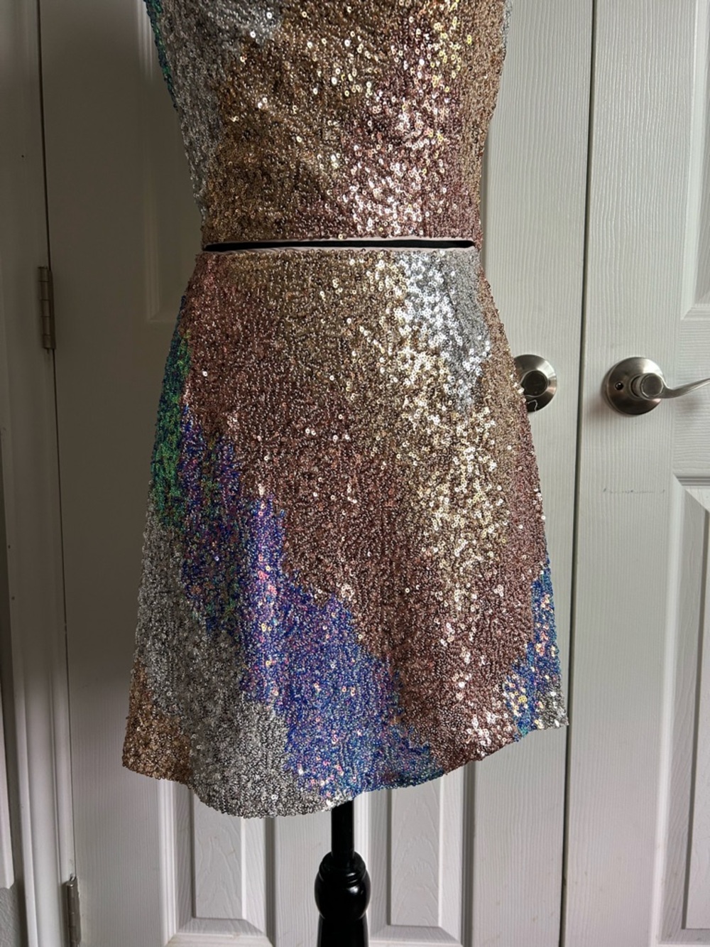 Main Strip sequin spaghetti strap midriff mini dress - Picture 3 of 6